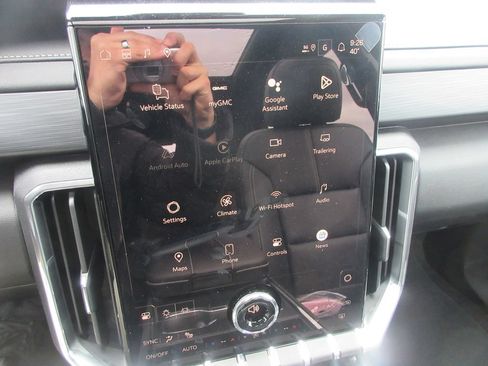 New 2026 GMC Acadia Elevation w/ Elevation Premium Package FWD image 18