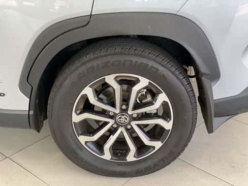 Used 2023 Toyota Corolla Cross AWD Hybrid image 13
