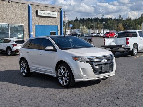 Used 2013 Ford Edge Sport w/ Canadian Touring Pkg image 3