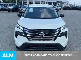 Used 2024 Nissan Rogue S FWD video 2