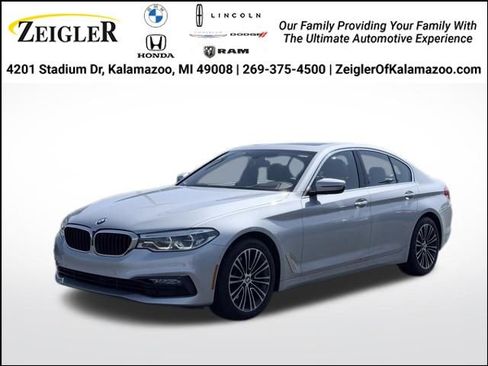 Used 2017 BMW 540i xDrive AWD/4WD image 1