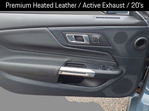 Used 2025 Ford Mustang GT Premium image 16