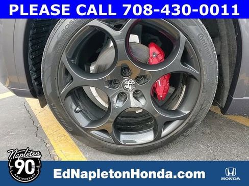 Used 2022 Alfa Romeo Stelvio Veloce image 8