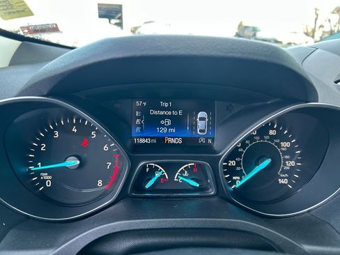 Used 2019 Ford Escape Titanium image 38