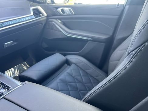 Certified 2025 BMW X7 xDrive40i image 14