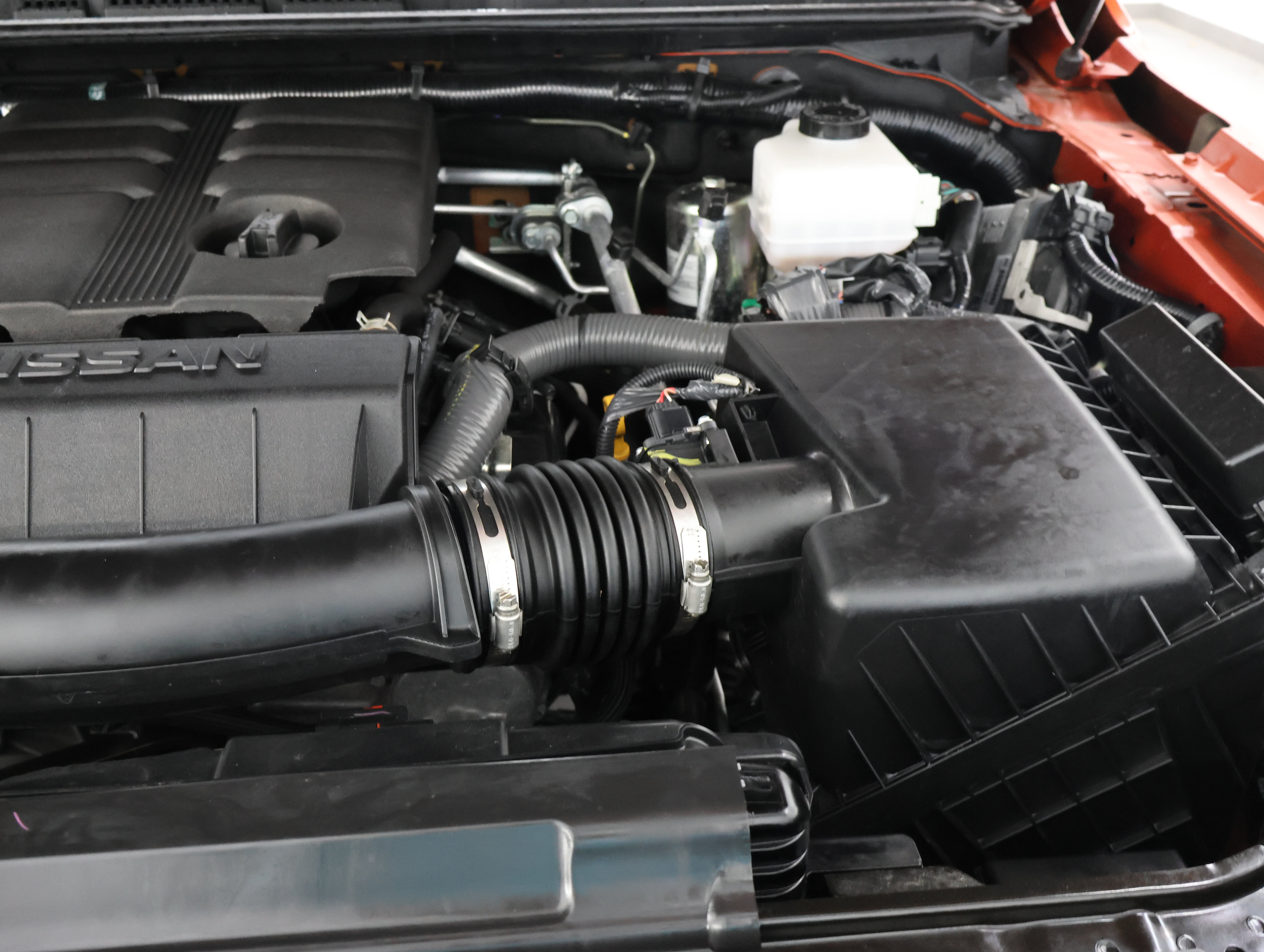 Used 2025 Nissan Frontier PRO-4X AWD/4WD image 17