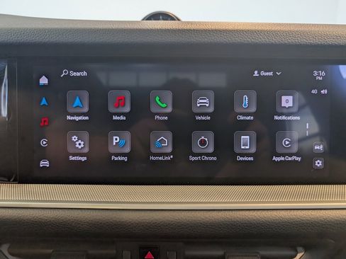 Used 2024 Porsche Cayenne Coupe image 20