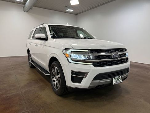 Used 2023 Ford Expedition Limited image 30