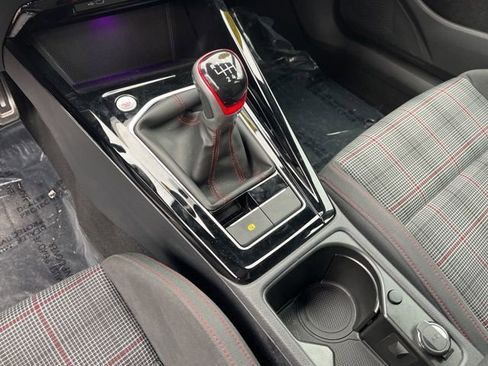 Used 2024 Volkswagen GTI SE FWD image 24