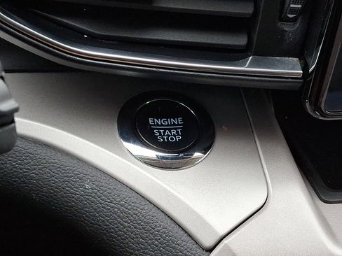 Certified 2023 Ford Explorer XLT w/ Equipment Group 202A image 30