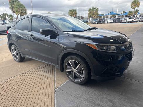 Used 2022 Honda HR-V EX-L image 2