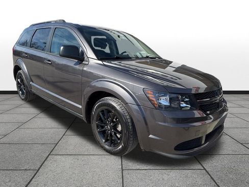 Used 2020 Dodge Journey SE w/ SE Popular Equipment Group image 7
