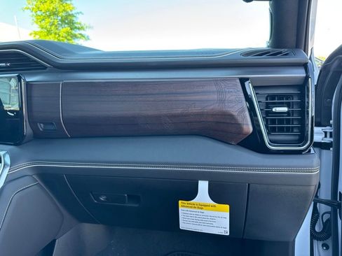 New 2026 GMC Sierra 1500 Denali Ultimate AWD/4WD image 19