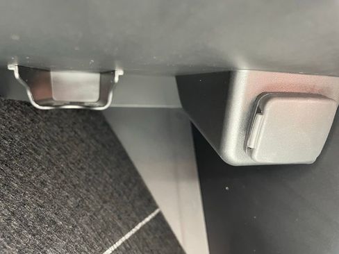 New 2026 Ford Explorer Active w/ Active Comfort Package image 15