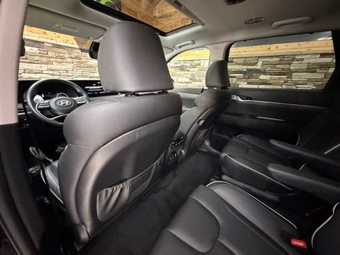 Certified 2024 Hyundai Palisade SEL w/ Premium Package AWD/4WD image 32