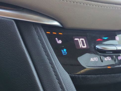 Used 2019 Cadillac XT5 Platinum image 23