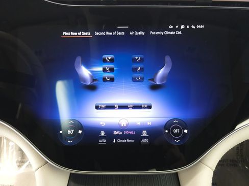 Used 2023 Mercedes-Benz EQS 580 4MATIC SUV image 18