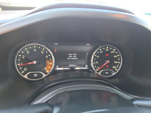 Used 2017 Jeep Renegade Altitude FWD image 15
