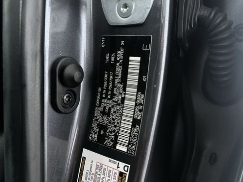 Used 2019 Toyota 4Runner SR5 image 13