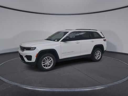 New 2026 Jeep Grand Cherokee Laredo X AWD/4WD image 7
