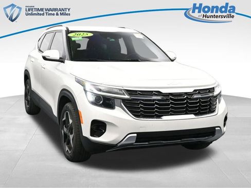 Used 2025 Kia Seltos EX FWD image 1