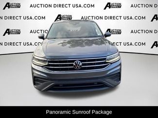 Used 2023 Volkswagen Tiguan SE w/ Panoramic Sunroof Package FWD video 2