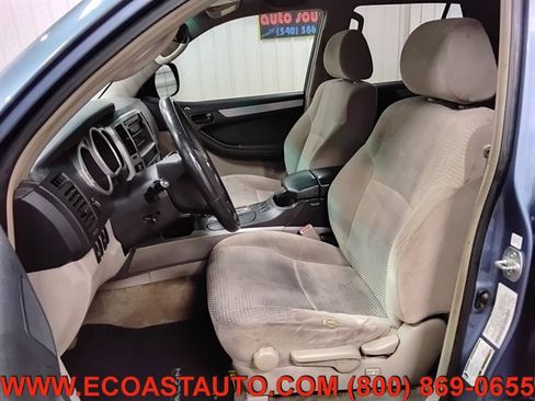 Used 2004 Toyota 4Runner SR5 RWD image 10