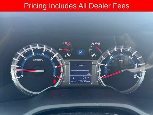 Used 2014 Toyota 4Runner SR5 AWD/4WD image 6