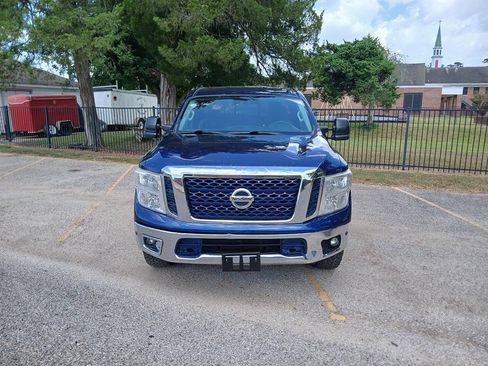 Used 2017 Nissan Titan SV RWD image 10