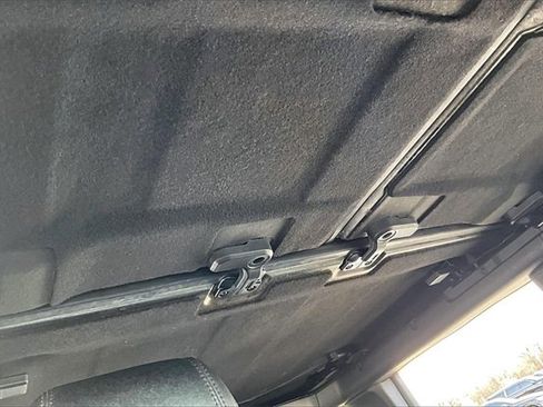 Used 2023 Ford Bronco Badlands image 27