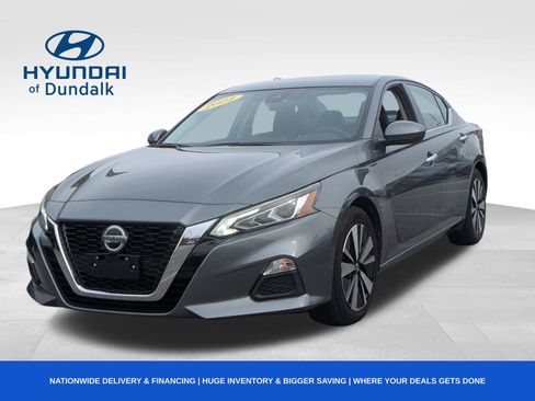 Used 2022 Nissan Altima 2.5 SV image 1