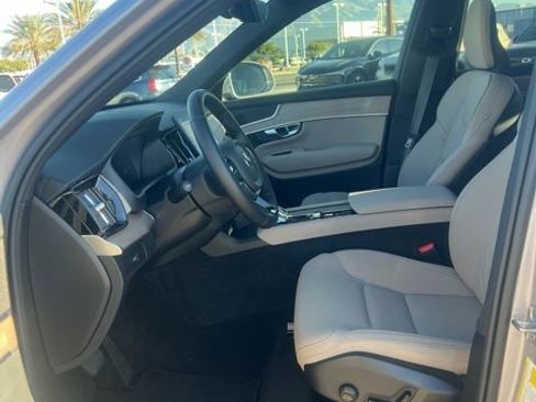 New 2026 Volvo XC90 B6 Core image 22