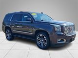 Used 2018 GMC Yukon Denali w/ Denali Ultimate Package image 3
