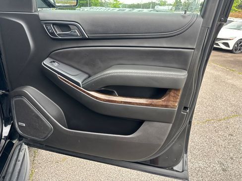 Used 2018 Chevrolet Suburban LT AWD/4WD image 14