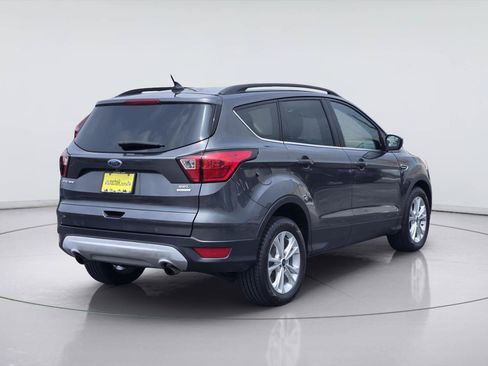 Used 2019 Ford Escape SEL FWD image 8