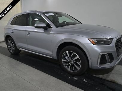 Used 2022 Audi Q5 2.0T Premium Plus w/ Premium Plus Package