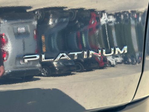 Used 2024 Toyota Grand Highlander Platinum image 14