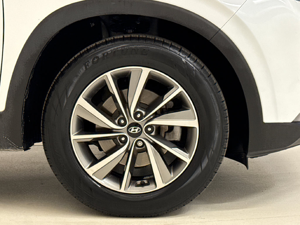 Used 2020 Hyundai Santa Fe SEL w/ Convenience Package AWD/4WD image 6