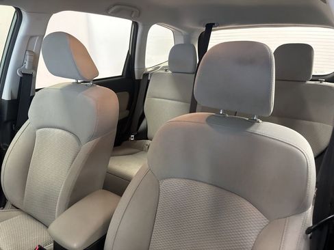 Used 2016 Subaru Forester 2.5i w/ Alloy Wheel Package image 14