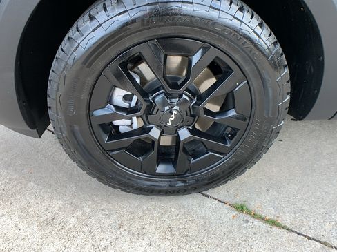 Used 2023 Kia Telluride SX X-Pro AWD/4WD image 9