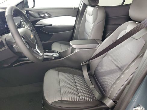 New 2026 Chevrolet Trax LT w/ Driver Confidence Package image 11