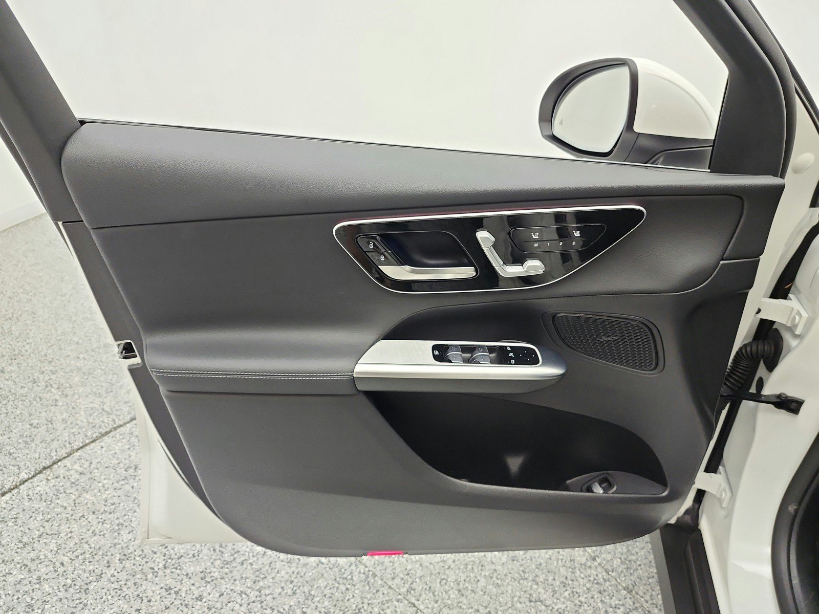 Certified 2026 Mercedes-Benz GLC 300 image 14
