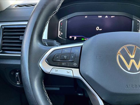 Used 2022 Volkswagen Atlas SE image 24