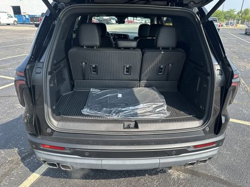 New 2026 Chevrolet Traverse LT w/ Driver Confidence Package image 33