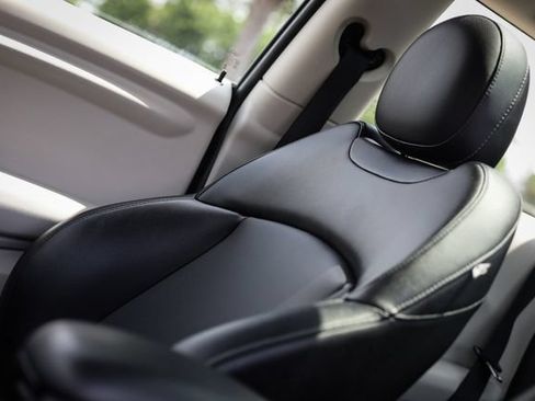 Used 2016 MINI Cooper 2-Door Hardtop FWD image 25