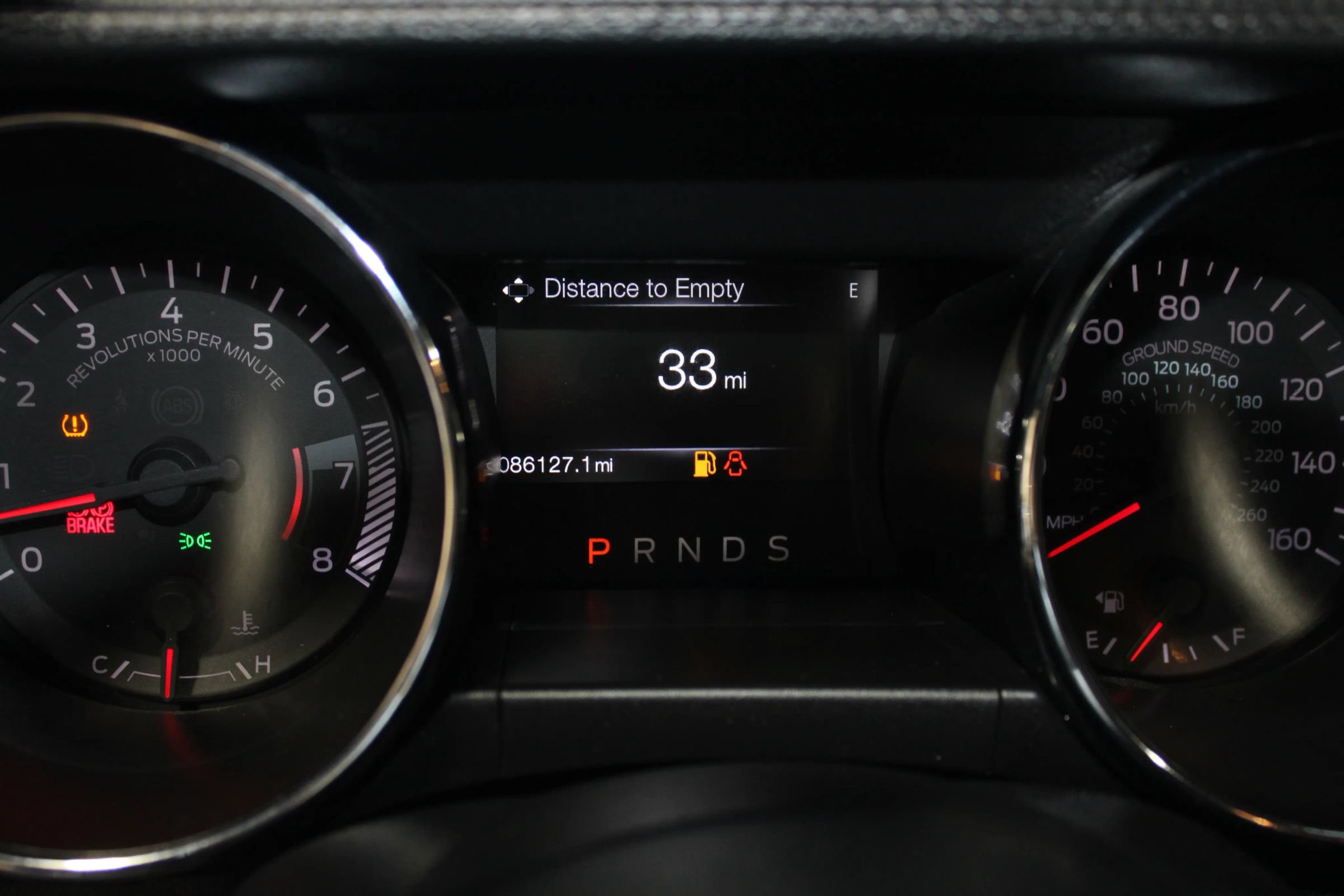 Used 2016 Ford Mustang Coupe RWD image 13