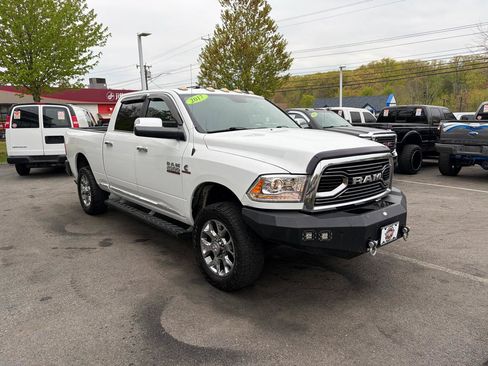 Used 2017 RAM 2500 Limited AWD/4WD image 4