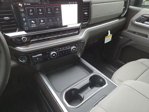 New 2026 GMC Sierra 2500 SLT w/ SLT Premium Package image 33