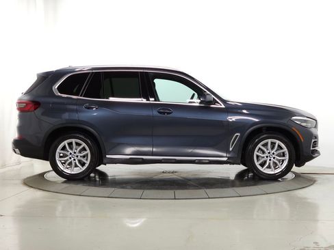 Used 2022 BMW X5 xDrive40i w/ Premium Package AWD/4WD image 14