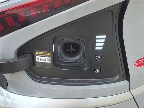 New 2025 Kia EV6 Light image 28